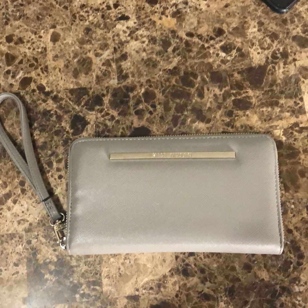Steve Madden wallet
